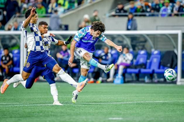 October 11, 2025, Seattle, Washington, USA: Seattle Sounders FC forward Paul Rothrock (14) during the match between Real Salt Lake and the Seattle Sounders FC in the 2025 Major League Soccer match at Lumen Field, Seattle, Washington Seattle USA - ZUMAj111 20251011_zsp_j111_028 Copyright: xTomxJonesx