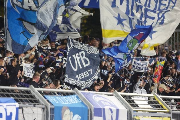 11.10.2025, Fussball, Herren, Regionalliga Nord, 14. Spieltag, VfB Oldenburg - BSV Kickers Emden Fanlager Fanblock Fans VfB Oldenburg