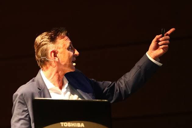 11.10.2025, xmohx, Fussball 3.Liga, 1.FC Saarbruecken - Mitgliederversammlung 2025 v.l. Schatzmeister Prof. Dieter Weller (1.FC Saarbruecken) (DFL DFB REGULATIONS PROHIBIT ANY USE OF PHOTOGRAPHS as IMAGE SEQUENCES and or QUASI-VIDEO) Saarbruecken