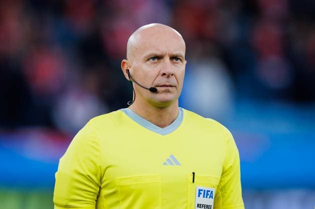 Norway v Israel, 2026 World Cup qualification football, Oslo, Norway Oslo, Norway. 11th, October 2025. Referee Szymon Marciniak seen during the 2026 World Cup qualification match between Norway and Israel at Ullevaal Stadion in Oslo. Norway, Oslo  Copyright: xGonzalesxPhoto KetilxMartinsenx
