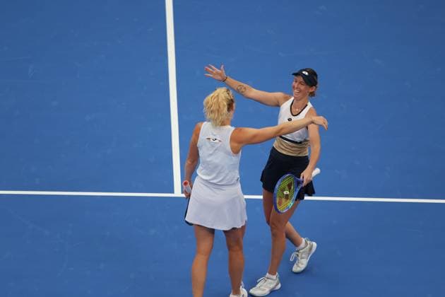 WUHAN, CHINA - OCTOBER 12: Storm Hunter of Australia and Katerina Siniakova of the Czech Republic celebrate after winning the Women s Doubles Final match against Anna Danilina of Kazakhstan and Aleksandra Krunic of Serbia on day 9 of 2025 Wuhan Open at Optics Valley International Tennis Center on October 12, 2025 in Wuhan, Hubei Province of China.  Copyright: xVCGx 111596715222