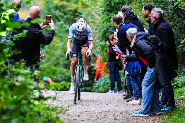 Belgian Florian Vermeersch pictured in action during the men elite race at the UCI World Gravel Championships, Sunday 12 October 2025, in Maastricht, The Netherlands. POOLxALEXxWHITEHEAD  x136601514x