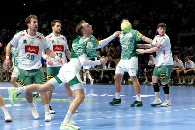 DEU, DHB, 1.HBL, Fuechse Berlin vs. Minden, 12.10.2025, Max-Schmeling-Halle, Berlin, DEU, DHB, 1.HBL, Fuechse Berlin vs. Minden, im Bild Mathias Gidsel (Fuechse Berlin 19)