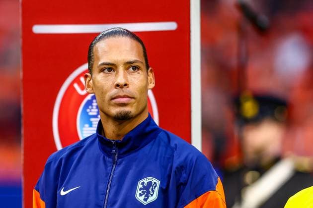 2025-10-12 Netherlands v Finland - FIFA World Cup, WM, Weltmeisterschaft, Fussball 2026 Qualifier AMSTERDAM, NETHERLANDS - OCTOBER 12: Virgil van Dijk of Netherlands looks on during the FIFA World Cup 2026 Qualifier match between Netherlands and Finland at Johan Cruijff ArenA on October 12, 2025 in Amsterdam, Netherlands. Amsterdam Johan Cruijff ArenA Netherlands Content not available for redistribution in The Netherlands directly or indirectly through any third parties. Copyright: xPieterxvanxderxWoudex