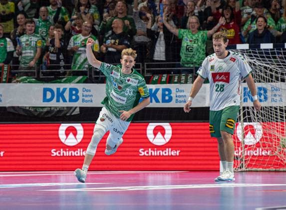 Handball, Herren, Saison 2025 2026, DAIKIN Handball-Bundesliga (8. Spieltag), Füchse Berlin - TSV GWD Minden, v.l. Felix Bernkop-Schnürch (Füchse Berlin), 12.10.2025, Copyright: xSebastianxRäppold MatthiasxKochx