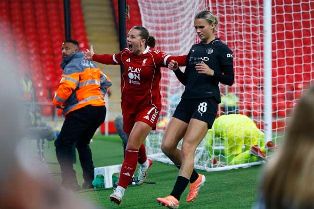 Liverpool v Manchester City, Anfield, UK - 12 October 2025 Goal celebrations for Cornelia Kapocs of Liverpool during the Barclays WSL Match between Liverpool and Manchester City at Anfield on 12 October 2025 in Liverpool, England (Photo by Steve Taylor PPAUK) Liverpool Anfield Merseyside England Copyright: xStevexTaylor PPAUKx PPA-223101