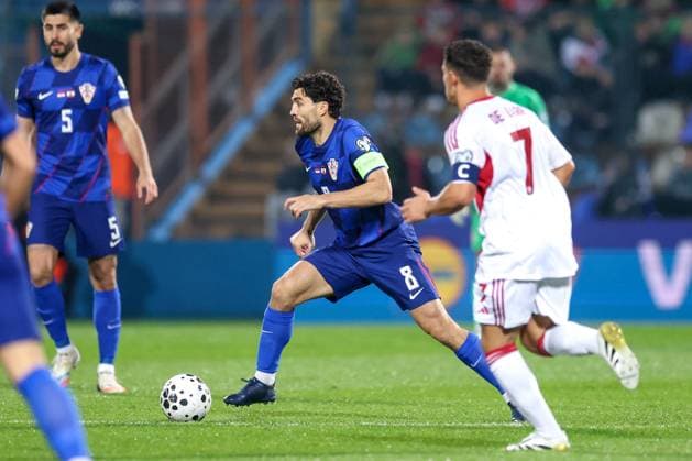 Croatia v Gibraltar - FIFA World Cup, WM, Weltmeisterschaft, Fussball 2026 Qualifier VARAZDIN, CROATIA - OCTOBER 12: Mateo Kovacic of Croatia in action during the FIFA World Cup 2026 qualifier match between Croatia and Gibraltar at Football Stadium Varteks on October 12, 2025 in Varazdin, Croatia.  MatijaxHabljak PIXSELL