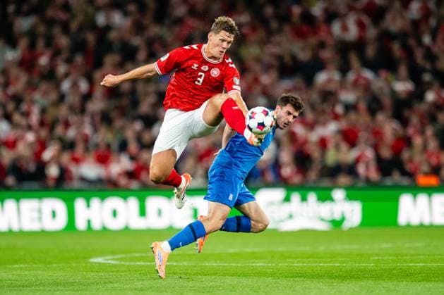 Denmark v Greece, UEFA World Cup qualifier, Copenhagen, Denmark Copenhagen, Denmark. 12th, October 2025. Jannik Vestergaard (3) of Denmark seen during the UEFA world cup qualifier between Denmark and Greece at Parken in Copenhagen. Denmark, Copenhagen  Copyright: xGonzalesxPhoto TobiasxJorgensenx