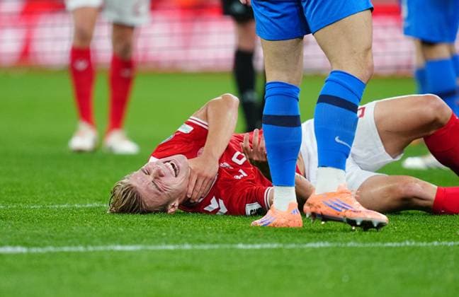 October 12 2025: Rasmus HoÂ¸jlund of Denmark on the ground during a World Cup Qualification game, Denmark v Greece, at Parken, Copenhagen, Denmark. Kim Price CSM Copenhagen Denmark - ZUMAc04_ 20251012_zma_c04_047 Copyright: xUlrikxPedersenx