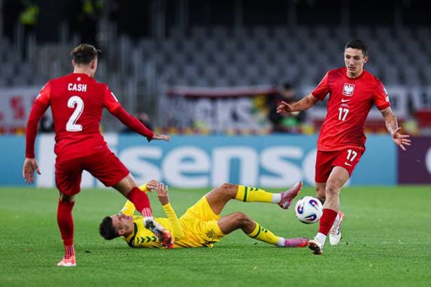 2025.10.12 Kowno Pilka nozna Kwalifikacje Mistrzostw Swiata 2026 Litwa - Polska N z Bartosz Slisz Foto Pawel Andrachiewicz PressFocus 2025.10.12 Kaunas Football - FIFA World Cup, WM, Weltmeisterschaft, Fussball 2026 Qualifying round press conference, PK, Pressekonferenz and training before Lithuania - Poland Bartosz Slisz Credit: Pawel Andrachiewicz PressFocus NEWSPIX.PL --- newspix.pl POLAND OUT! 