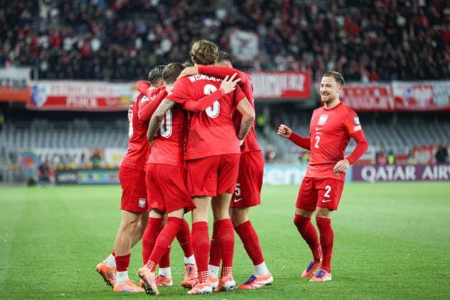 12.10.2025 Kowno. Pilka nozna. Eliminacje Mistrzostw Swiata 2026 mecz : Litwa - Polska --- Football. FIFA World Cup, WM, Weltmeisterschaft, Fussball eliminations match : Lithuania - Poland Nz Sebastian Szymanski radosc gol bramka Fot. Igor Jakubowski Arena Akcji NEWSPIX.PL --- newspix.pl POLAND OUT! 