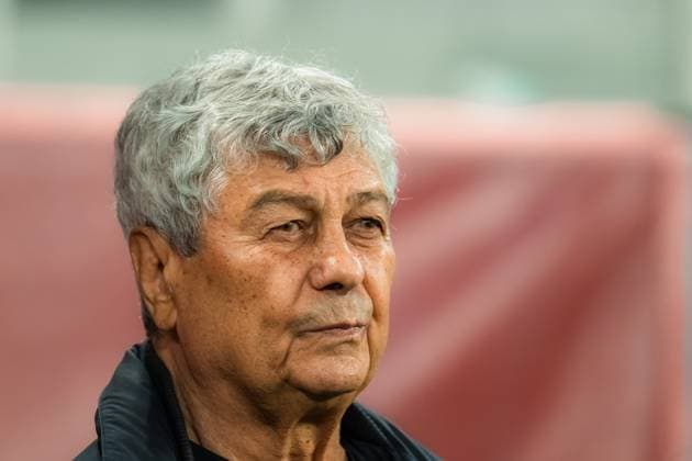 Romania v Austria - European Qualifiers Group H - FIFA World Cup, WM, Weltmeisterschaft, Fussball 2026 BUCHAREST, ROMANIA, OCTOBER 12, 2025 - Romania v Austria - European Qualifiers Group H - FIFA World Cup 2026, Mircea Lucescu during the match. Copyright: xVLADxBEREHOLSCHIx