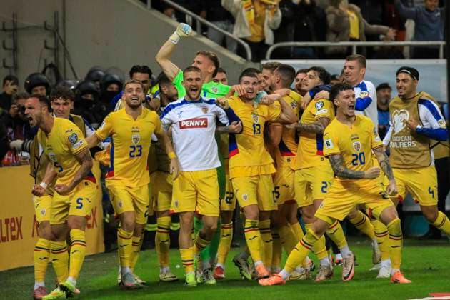 October 12, 2025, FIFA World Cup, WM, Weltmeisterschaft, Fussball Qualifier, Qualifying round, Matchday 8, Group H, Romania vs Austria, Bucharest, National Arena Stadium Romania players celebrates with fans the victory in the game