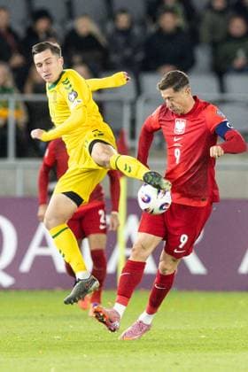World Cup 2026 European qualifiers: Lithuania vs Poland Gratas Sirgedas, Robert Lewandowski during World Cup 2026 European qualifiers: Lithuania vs Poland match in Kaunas, Lithuania on October 12, 2025 Kaunas Lithuania  Copyright: xFotoxOlimpikx originalFilename:jastrzebowski-worldcup251012_np7Fc.jpg