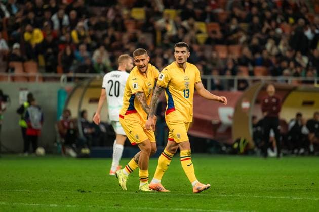 Romania v Austria - European Qualifiers Group H - FIFA World Cup, WM, Weltmeisterschaft, Fussball 2026 BUCHAREST, ROMANIA, OCTOBER 12, 2025 - Romania v Austria - European Qualifiers Group H - FIFA World Cup 2026, Daniel Birligea and Valentin Mihaila during the match. Copyright: xVLADxBEREHOLSCHIx