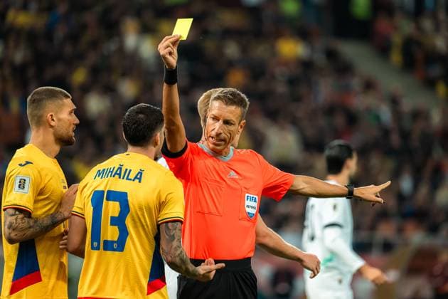 Romania v Austria - European Qualifiers Group H - FIFA World Cup, WM, Weltmeisterschaft, Fussball 2026 BUCHAREST, ROMANIA, OCTOBER 12, 2025 - Romania v Austria - European Qualifiers Group H - FIFA World Cup 2026, Valentin Mihaila and Davide Massa during the match. Copyright: xVLADxBEREHOLSCHIx