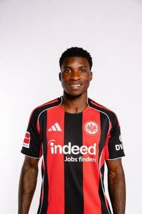 Aurelio Buta - Eintracht Frankfurt Porträttermin 2025 2026 1. BL Bundesliga Fußball Porträttermin, Headshot, Porträt, Vorstellung, Präsentation, Pressetermin 2025 2026 Studio Shooting Studioshooting