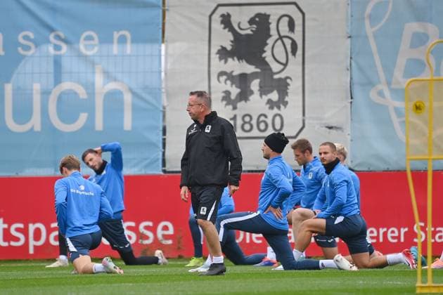 Training TSV 1860 Muenchen am 13.10.2025 Fussball 3.Liga,Saison 2025 2026