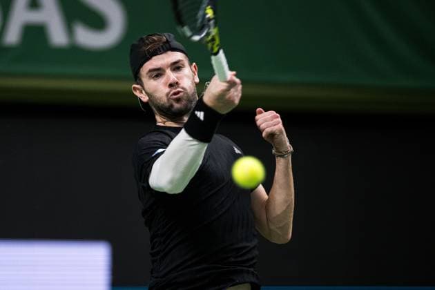 251013 Jacob Fearnley of Great Britain competes in a men s singles tennis match during day 1 of the ATP, Tennis Herren 250 Nordic Open on October 13, 2025 in Stockholm. Photo: Emma Wallskog BILDBYRAN COP 320 EW0577 tennis nordic open nordic open 2024 bbeng Copyright: EMMAxWALLSKOG BB251013EW027