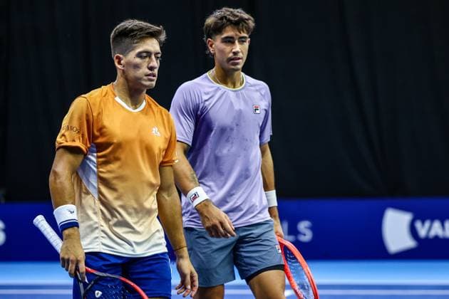 Argentine Sebastian Baez and Argentina s Francisco Comesana pictured during the European Open ATP, Tennis Herren tennis tournament in Brussels, on Monday 13 October 2025. This year s edition of the tournament is taking place from 12 to 19 October 2025. DAVIDxPINTENS  x136695466x