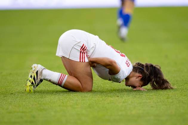 Google Pixel Frauen-Bundesliga: FC Carl Zeiss Jena vs. 1. FC Nürnberg; Jena; 13.10.2025 Laura Miller ( 9; 1. FC Nürnberg) Google Pixel Frauen-Bundesliga: FC Carl Zeiss Jena vs. 1. FC Nürnberg; ad hoc arena im Ernst-Abbe-Sportfeld; 13.10.2025 Copyright: xBEAUTIFULxSPORTS Duehringx