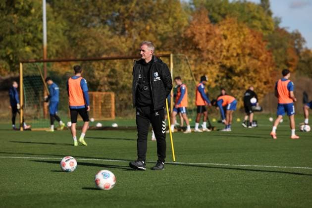 Trainer Petrik Sander (1. FC Magdeburg) - 2. Fußball Bundesliga Saison 2025-2026 Training 1. FC Magdeburg an der Avnet Arena in Magdeburg - Fußball,Mann,Männer,Deutschland,13.10.2025