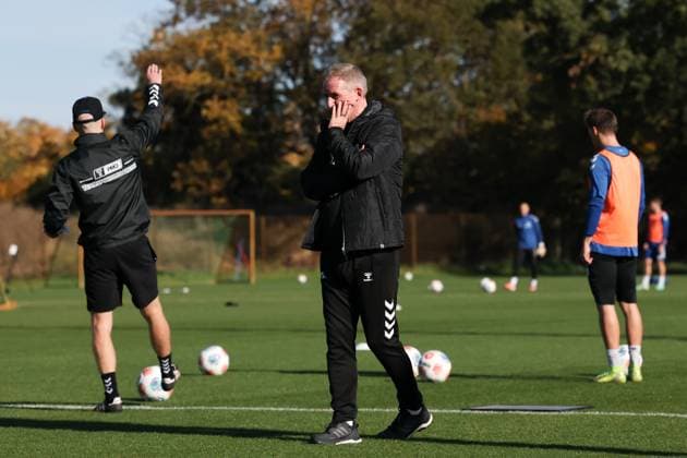 Trainer Petrik Sander (1. FC Magdeburg) - 2. Fußball Bundesliga Saison 2025-2026 Training 1. FC Magdeburg an der Avnet Arena in Magdeburg - Fußball,Mann,Männer,Deutschland,13.10.2025