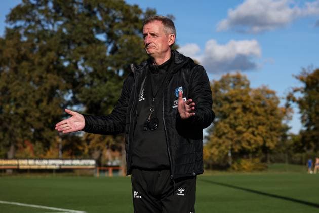 Trainer Petrik Sander (1. FC Magdeburg) - 2. Fußball Bundesliga Saison 2025-2026 Training 1. FC Magdeburg an der Avnet Arena in Magdeburg - Fußball,Mann,Männer,Deutschland,13.10.2025