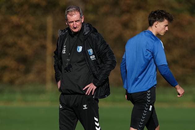 Trainer Petrik Sander (1. FC Magdeburg) - 2. Fußball Bundesliga Saison 2025-2026 Training 1. FC Magdeburg an der Avnet Arena in Magdeburg - Fußball,Mann,Männer,Deutschland,13.10.2025