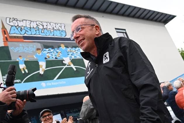 Trainer Markus KAUCZINSKI (1860), Training TSV 1860 Muenchen am 13.10.2025 Fussball 3.Liga,Saison 2025 2026 Â