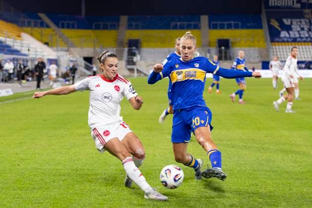 Google Pixel Frauen-Bundesliga: FC Carl Zeiss Jena vs. 1. FC Nürnberg; Jena; 13.10.2025 Sanja Homann ( 19; 1. FC Nürnberg) gegen Steffi Schmid ( 20; FC Carl Zeiss Jena) Google Pixel Frauen-Bundesliga: FC Carl Zeiss Jena vs. 1. FC Nürnberg; ad hoc arena im Ernst-Abbe-Sportfeld; 13.10.2025 Copyright: xBEAUTIFULxSPORTS Duehringx