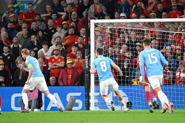 Wales v Belgium - FIFA World Cup, WM, Weltmeisterschaft, Fussball 2026 UEFA Qualifier CARDIFF, WALES - OCTOBER 13 : De Bruyne Kevin forward of Belgium scores a penalty during the FIFA World Cup 2026 European Qualifier match between Wales and Belgium at the Cardiff City stadium on October 13, 2025 in Cardiff, Wales, 13 10 2025 Cardiff Wales  Copyright: xNicoxVereeckenx