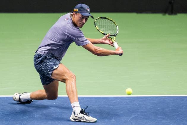 251013 Leo Borg of Sweden competes in a men s singles tennis match during day 1 of the ATP, Tennis Herren 250 Nordic Open on October 13, 2025 in Stockholm. Photo: Emma Wallskog BILDBYRAN COP 320 EW0577 tennis nordic open nordic open 2024 bbeng sverige sweden Copyright: EMMAxWALLSKOG BB251013EW047