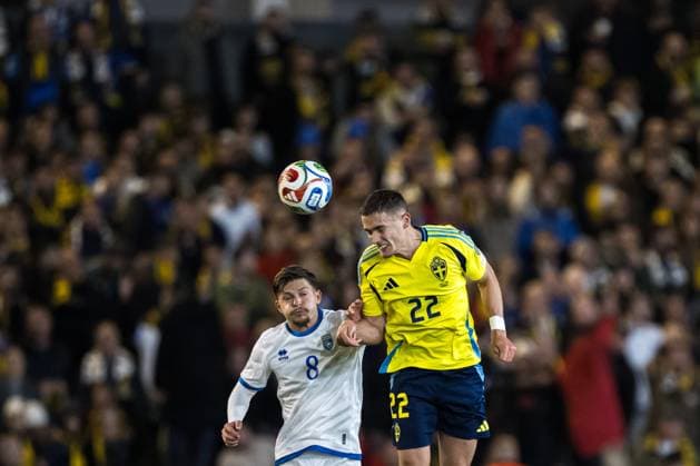 251013 Florent Muslija of Kosovo during the FIFA World Cup, WM, Weltmeisterschaft, Fussball Qualifier football match between Sweden and Kosovo on October 13, 2025 in Gothenburg. Photo: Joel Marklund BILDBYRAN kod JM JM0741 bbeng fotboll football soccer fotball vm-kval kval fifa world cup qualifier qualifier qualification sverige sweden sverige a kosovobbauto sverige sweden Copyright: JOELxMARKLUND BB251013JM077