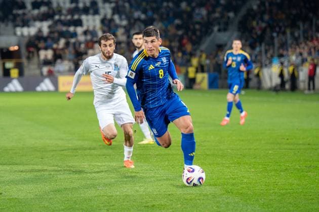Ukraine V Azerbaijan - FIFA World Cup, WM, Weltmeisterschaft, Fussball 2026 European Qualifiers, Group D. Ruslan Malinovskyi plays during the FIFA World Cup 2026 Qualifier match between Ukraine and Azerbaijan in Krakow, Poland, on October 13, 2025. This is a European Qualifiers Group D football game. Krakow Poland  Copyright: xMarcinxGolbax originalFilename:golba-ukrainev251013_npt3T.jpg