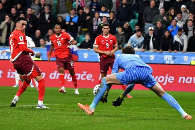 Ljubljana, Slovenia, October 13th 2025, Gregor Kobel of Switzerland (C) during the UEFA European Qualifiers for 2026 World Cup, Group B match between Slovenia and Switzerland at Stadium Stozice, Ljubljana, Slovenia. (Photo by Natasa Kupljenik Sports Press Photo) Copyright: xNatasaxKupljenikx xSPPx Sportspressphoto_SPR42246