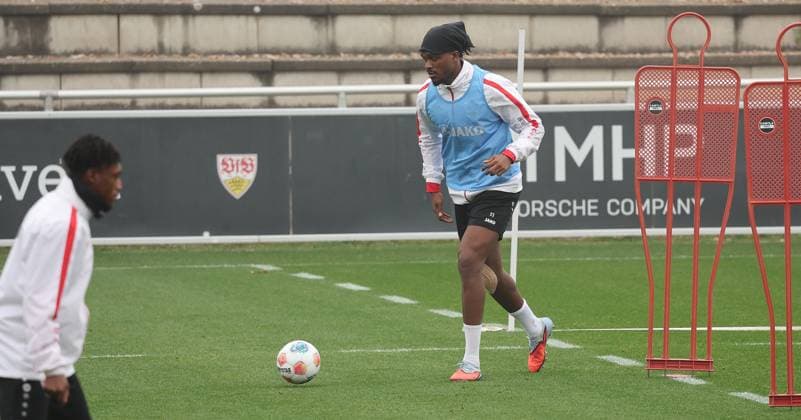 Stuttgart , Fußball Training VfB Stuttgart , Dan-Axel Zagadou