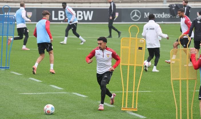 Stuttgart , Fußball Training VfB Stuttgart , Tiago Tomas