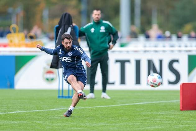 14.10.2025, Fussball, Saison 2025 2026, Training FC Schalke 04, Amin Younes (FC Schalke 04), Gelsenkirchen Trainingsgelände FC Schalke 04 NRW Deutschland xRHR-FOTO YYx Copyright: RHR-FOTOx RHR-FOTO YY