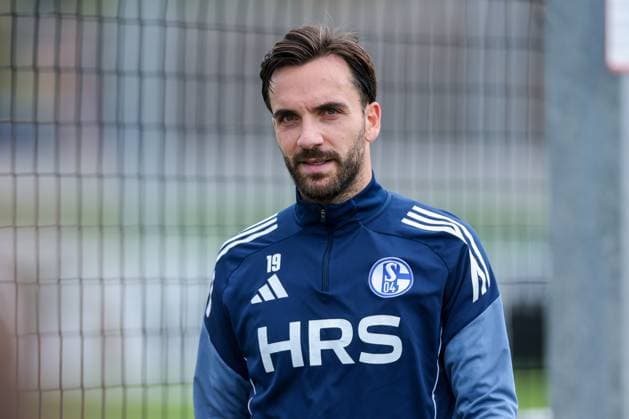 14.10.2025, Fussball, Saison 2025 2026, Training FC Schalke 04, Kenan Karaman (FC Schalke 04), Gelsenkirchen Trainingsgelände FC Schalke 04 NRW Deutschland xRHR-FOTO YYx Copyright: RHR-FOTOx RHR-FOTO YY