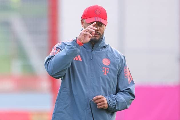 Trainer Vincent Kompany, Portraet, Portrait, Fussball FC Bayern München Training an der Säbenerstrasse 14.10.2025 FOTO: Mladen Lackovic LakoPress