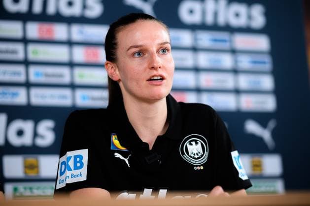 Gummersbach: Handball Frauen Deutschland - Media Call Julia Maidhof (Deutschland) Gummersbach Schwalbe Arena Deutschland