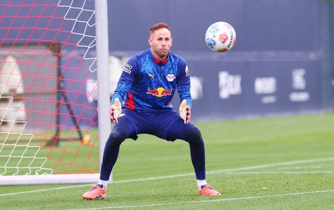 RB Leipzig - Training Bundesliga Leipzig, 14.10.2025, RB Leipzig Trainingszentrum,Fußball Bundesliga , RB Leipzig - Training , Im Bild: rTorwart Peter Gulacsi (1, RB Leipzig) ,