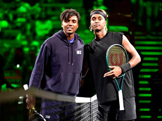 STOCKHOLM, SVERIGE 20251014 Elias Ymer och Mikael Ymer möts under tennisturneringen BNP Paribas Nordic Open i Kungliga tennishallen. STOCKHOLM SVERIGE x10030x