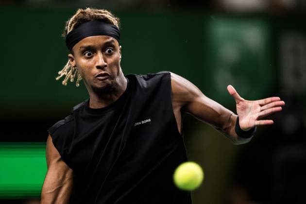 251014 Mikael Ymer of Sweden competes in a men s singles tennis match during day 2 of the ATP, Tennis Herren 250 Nordic Open on October 14, 2025 in Stockholm. Photo: Emma Wallskog BILDBYRAN COP 320 EW0578 tennis nordic open nordic open 2024 bbeng sverige sweden Copyright: EMMAxWALLSKOG BB251014EW032