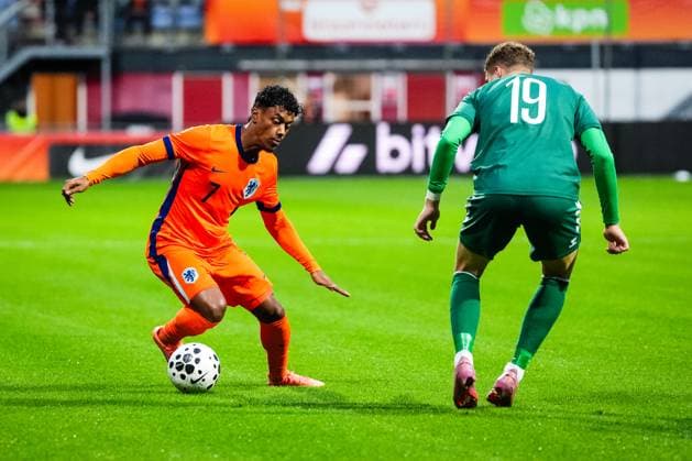 International friendlies: The Netherlands U21, U 21 v Lithuania U21 Emmen - Jaden Slory of The Netherlands U21, Faustas Steponavicius of Lithuania U21 during the a friendly match. The match is set between The Netherlands U21 and Lithuania U21 at De Oude Meerdijk on 14 October 2025 in Emmen, The Netherlands. (VK Sportphoto Yannick Verhoeven) Copyright: xYannickxVerhoevenx