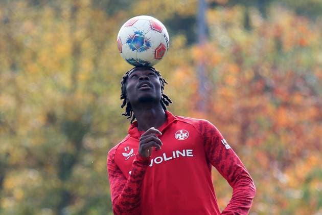 14.10.2025, xmohx, Fussball 2.Bundesliga, 1.FC Kaiserslautern - Training v.l. Dickson Abiama (1. FC Kaiserslautern) (DFL DFB REGULATIONS PROHIBIT ANY USE OF PHOTOGRAPHS as IMAGE SEQUENCES and or QUASI-VIDEO) Kaiserslautern