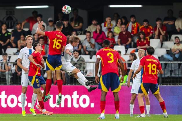 October 14, 2025, Castellon, Castellon, SPAIN: Chema Andres of Espana Sub-21 in action during the UEFA EURO, EM, Europameisterschaft,Fussball U-21 qualitication, Group A, football match played between Spain U21, U 21 and Finland U21 at Skify Castalia stadium on October 14, 2025, in Castellon, Spain. Castellon SPAIN - ZUMAa181 20251014_zaa_a181_007 Copyright: xIvanxTerronx