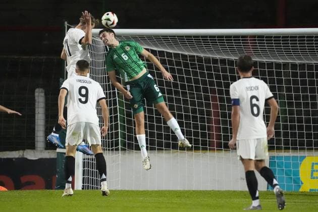 Kopfballchance Nelson Weiper (Deutschland U21, U 21 11) - Belfast 14.10.2025: Nordirland vs. Deutschland U21, EM Qualifikation, The Oval
