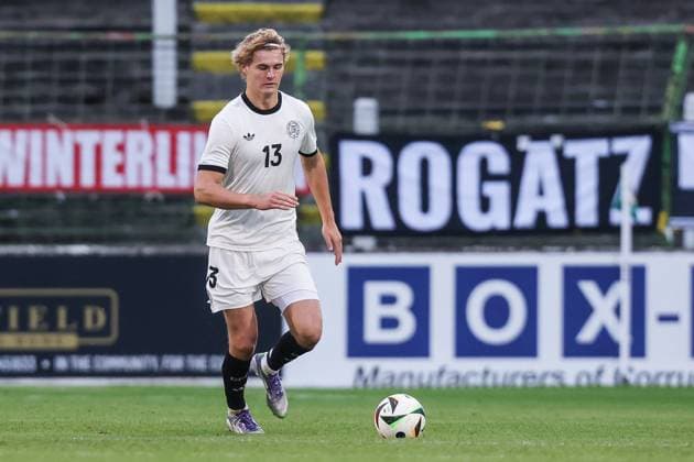 Fussball, U21, U 21 EM Qualifikation Gruppe F - 5.Spieltag Nordirland U21 - Deutschland U21 14.10.2025, The Oval Tom Rothe (Deutschland, 13) Belfast The Oval Nordirland